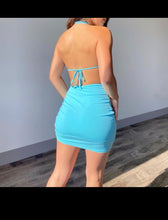 Load image into Gallery viewer, SKY Blue Backless Scrunch Set