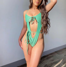 Load image into Gallery viewer, Khloe Pretty Swim ( Ocean Cream) with cover up