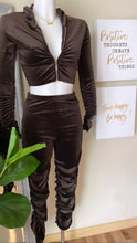 Load image into Gallery viewer, HERSHE Velour Set