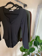 Load image into Gallery viewer, SEASON BODYSUIT (BLACK)